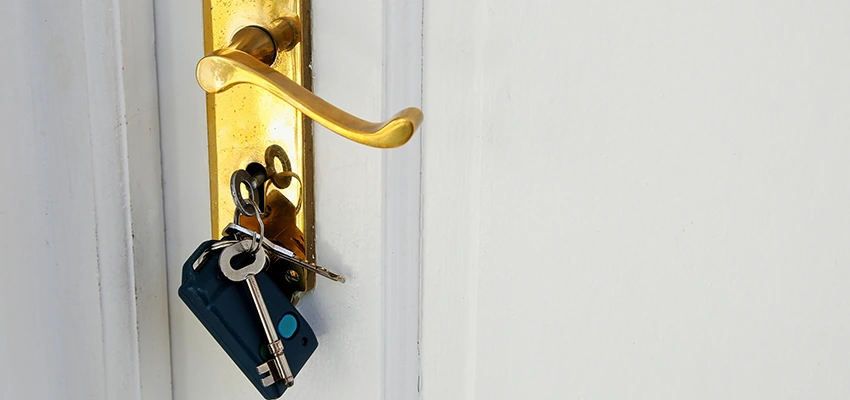 Broken Door Key Extraction in Daly City, CA